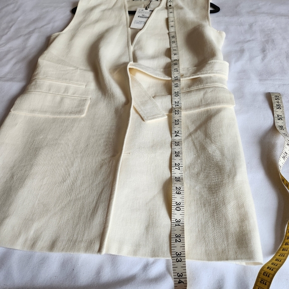 Zara NWT XS-S oversized linen blend vest, off white - Picture 12 of 12